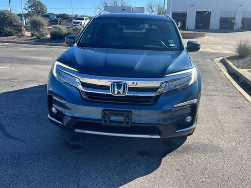 Used 2022 Honda Pilot Touring image 4