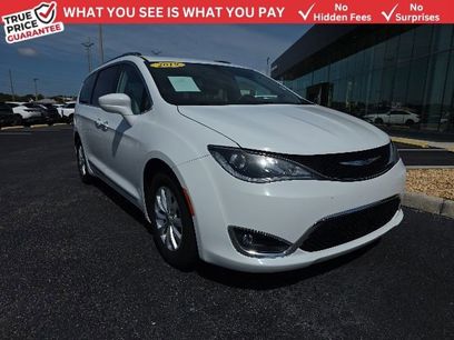 Used 2019 Chrysler Pacifica Touring-L