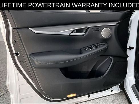 Certified 2025 INFINITI QX50 Luxe image 23
