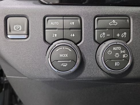 New 2026 Chevrolet Silverado 1500 RST AWD/4WD image 27
