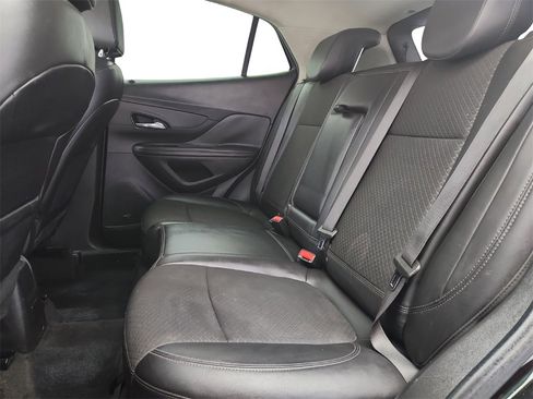 Used 2021 Buick Encore Preferred image 21