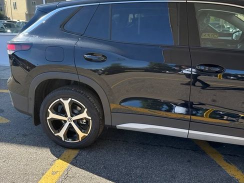 New 2026 Volkswagen Tiguan SE AWD/4WD image 9