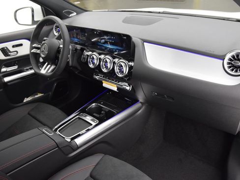 New 2026 Mercedes-Benz GLA 35 AMG 4MATIC image 15