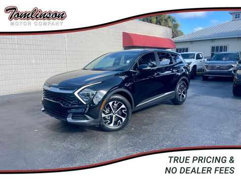 Used 2025 Kia Sportage EX FWD image 1