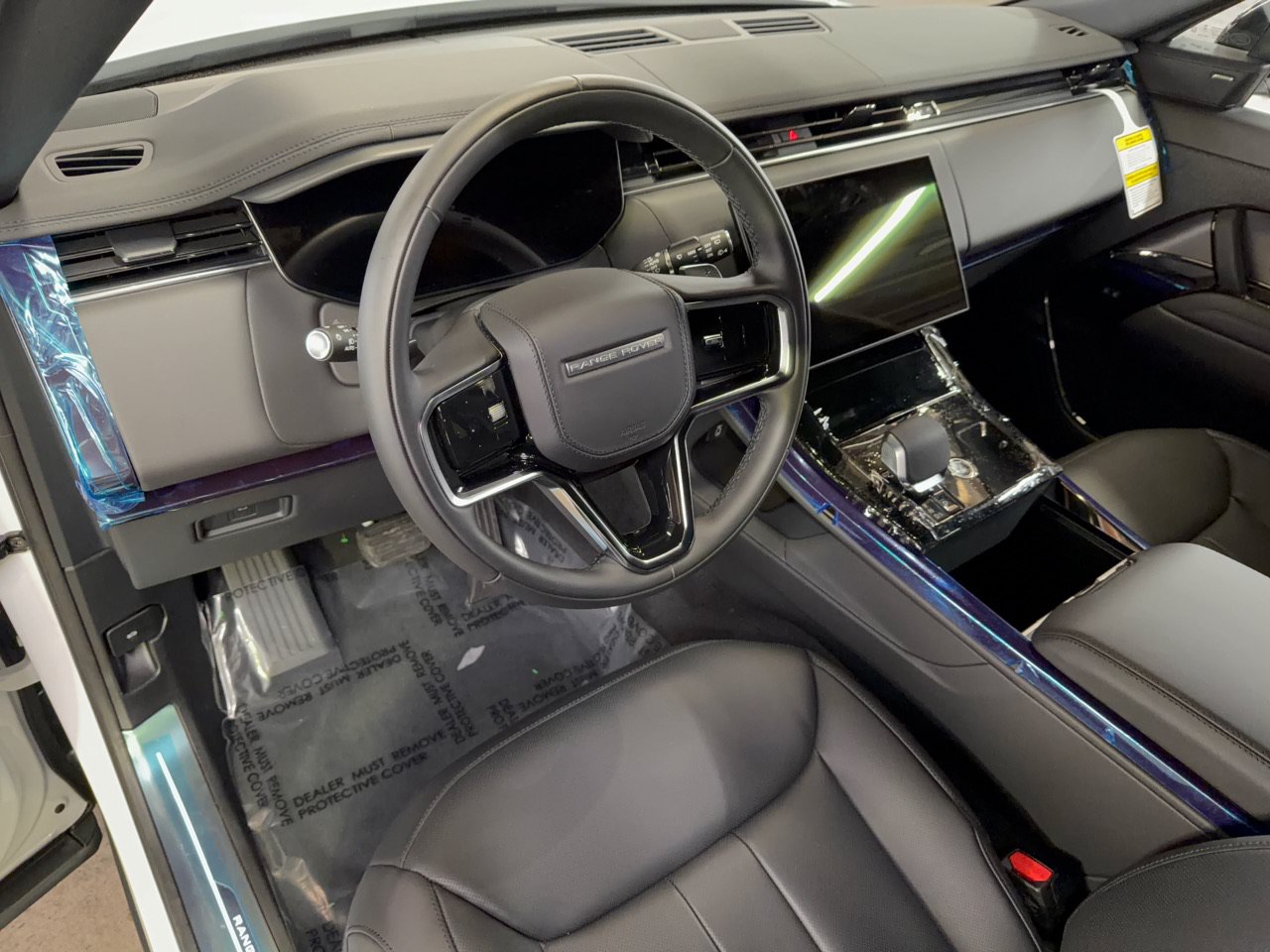 New 2026 Land Rover Range Rover Sport SE AWD/4WD image 4