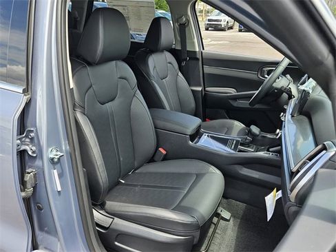 New 2025 Kia Sorento S w/ Panoramic Sunroof Package image 12