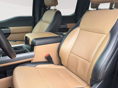 Used 2024 Ford F250 Lariat w/ Sport Appearance Package image 22