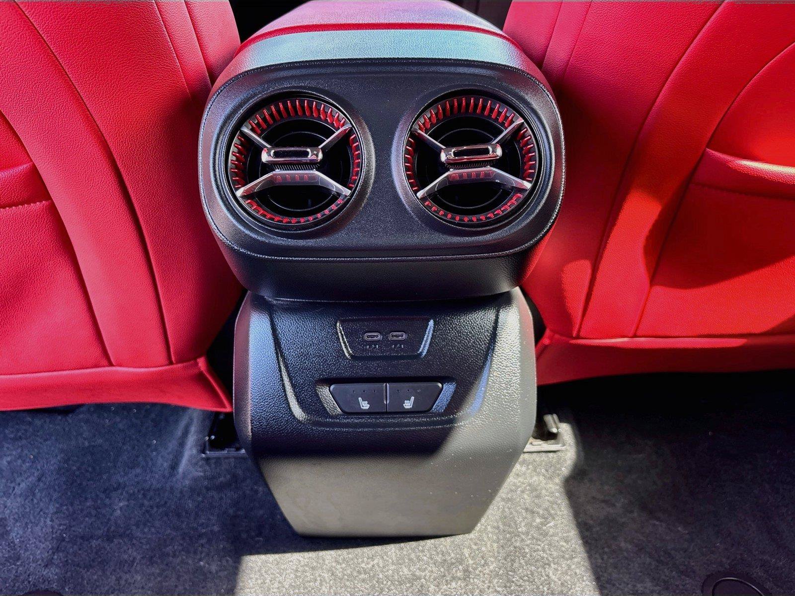 Used 2024 Chevrolet Blazer EV RS AWD/4WD image 29