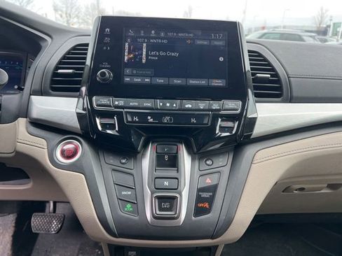 Used 2019 Honda Odyssey EX image 16