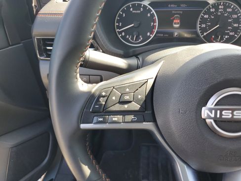 Used 2025 Nissan Sentra SR FWD image 26
