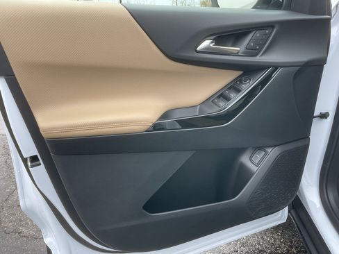 New 2026 Chevrolet Equinox ACTIV image 9