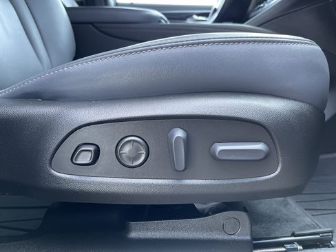 Used 2023 Buick Enclave Premium w/ LPO, Floor Liner Package image 38