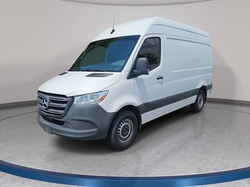 Used 2023 Mercedes-Benz Sprinter 2500 image 1