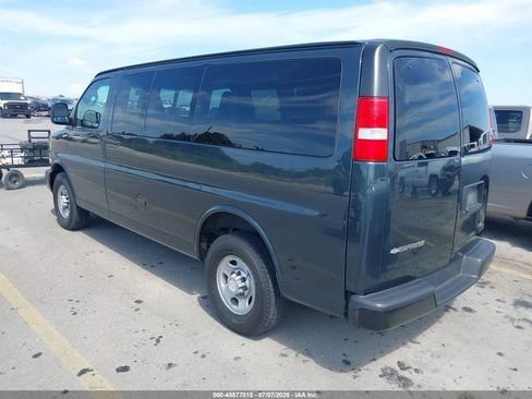 Used 2017 Chevrolet Express 2500 LS RWD image 3