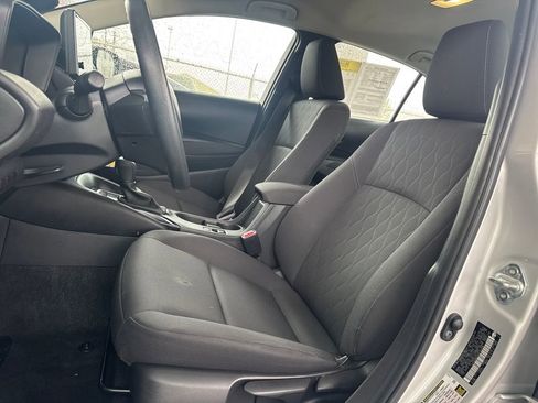 Used 2024 Toyota Corolla LE image 9