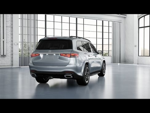 New 2026 Mercedes-Benz GLS 450 4MATIC image 18