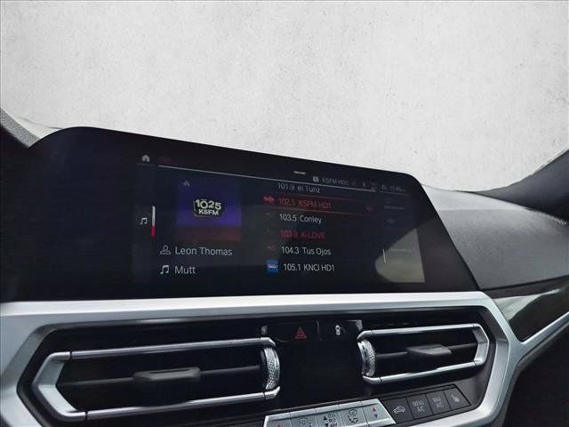 Used 2020 BMW 330i Sedan w/ Premium Package RWD image 17
