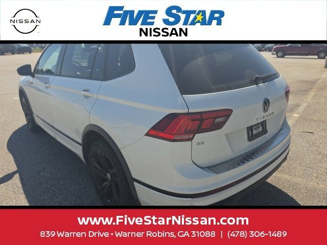 Used 2024 Volkswagen Tiguan SE R-Line FWD image 10