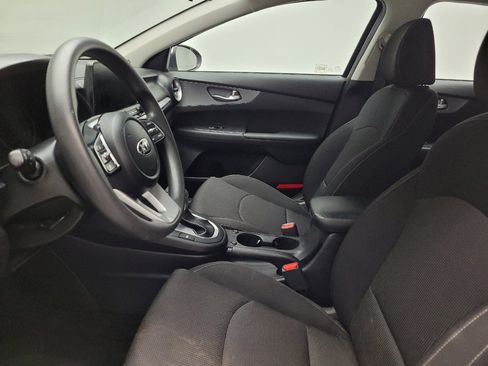 Used 2021 Kia Forte LXS FWD image 17