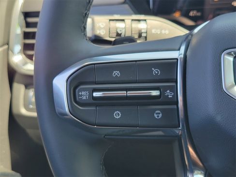 New 2025 GMC Acadia Elevation w/ Super Cruise Package image 21