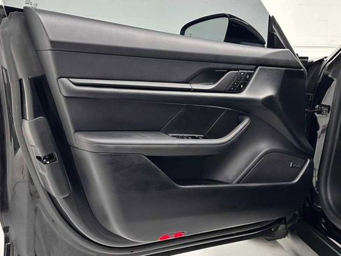 Used 2024 Porsche Taycan 4 Cross Turismo image 23