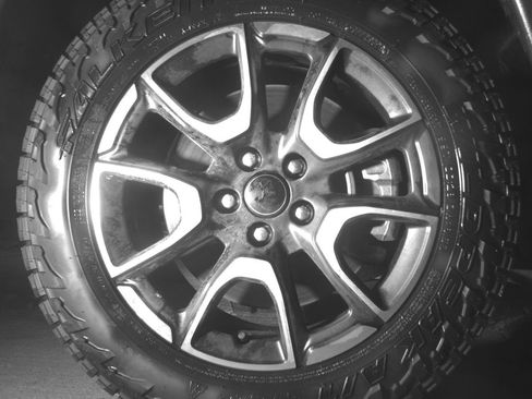 Used 2025 Jeep Compass Trailhawk image 13