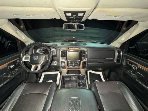 Used 2014 RAM 1500 Laramie image 25