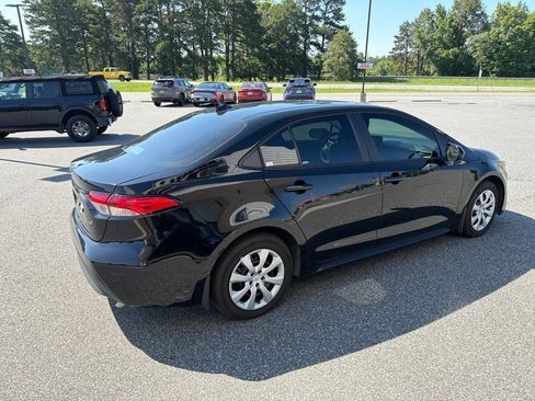 Used 2026 Toyota Corolla LE FWD image 10