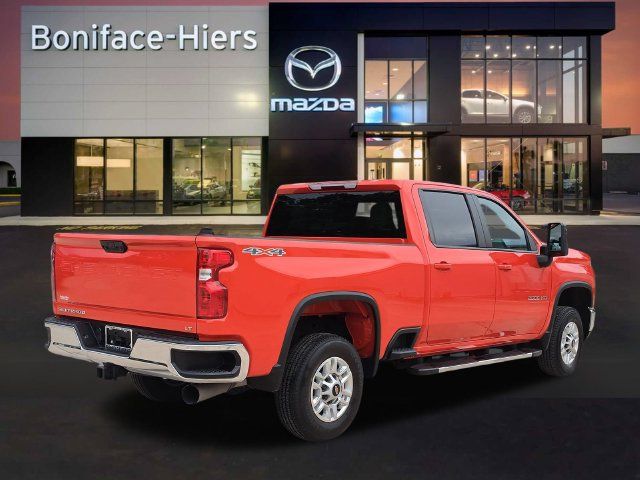 Used 2025 Chevrolet Silverado 2500 LT w/ Convenience Package AWD/4WD image 4