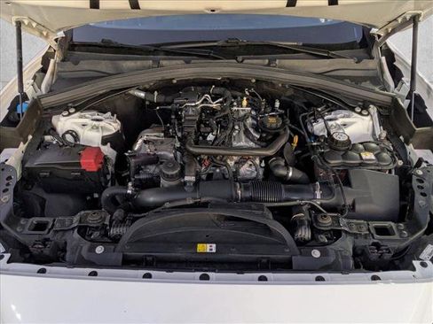 Used 2019 Jaguar F-PACE Premium image 25