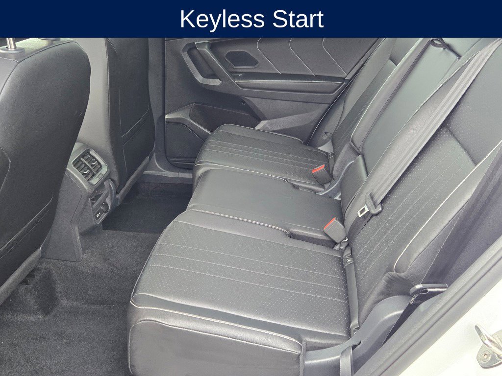 Used 2024 Volkswagen Tiguan SE R-Line w/ MDO Package, Two-Row AWD/4WD image 25