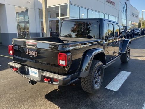 Used 2023 Jeep Gladiator Rubicon w/ Cold Weather Group image 8