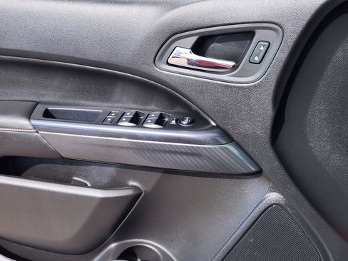 Used 2022 GMC Canyon AT4 w/ Driver Alert Package image 7