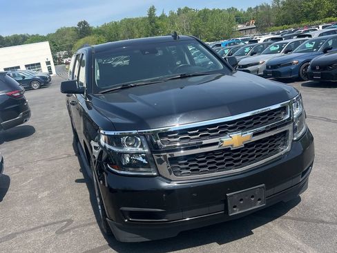 Used 2020 Chevrolet Suburban LT AWD/4WD image 1