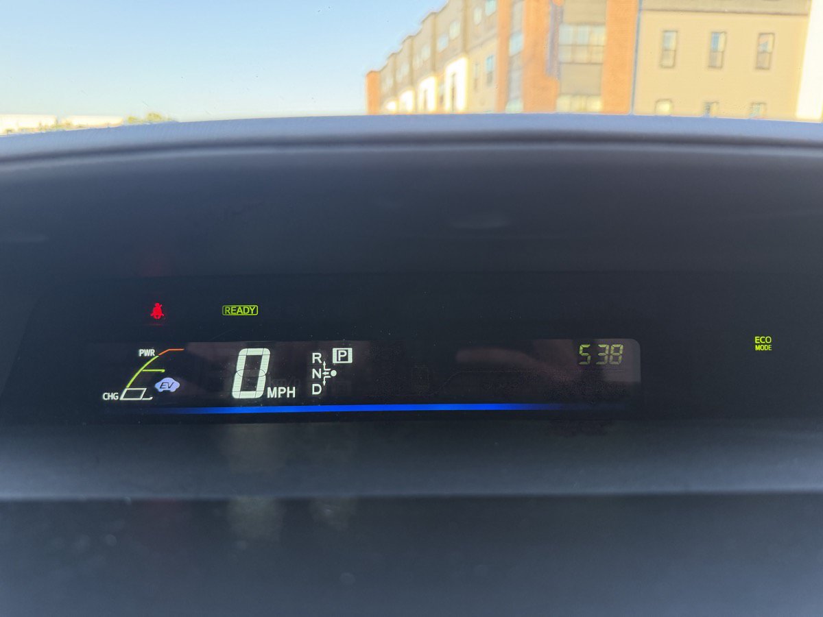 Used 2012 Toyota Prius V Five FWD image 16