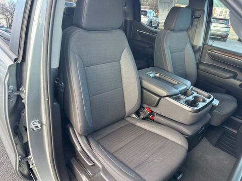 Used 2025 Chevrolet Silverado 1500 LT image 17