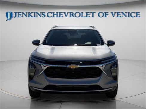 New 2026 Chevrolet Trax LT w/ Driver Confidence Package image 12