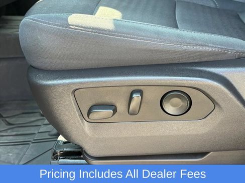 Used 2024 Chevrolet Silverado 1500 LT AWD/4WD image 18