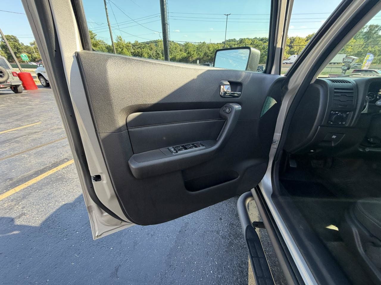Used 2006 HUMMER H3 AWD/4WD image 12