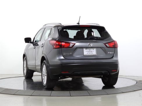 Used 2018 Nissan Rogue Sport SV w/ SV Technology Package AWD/4WD image 5