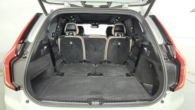 Certified 2026 Volvo XC90 B6 Ultra w/ Protection Package AWD/4WD image 44