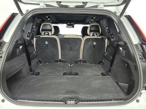 Certified 2026 Volvo XC90 B6 Ultra w/ Protection Package AWD/4WD image 44