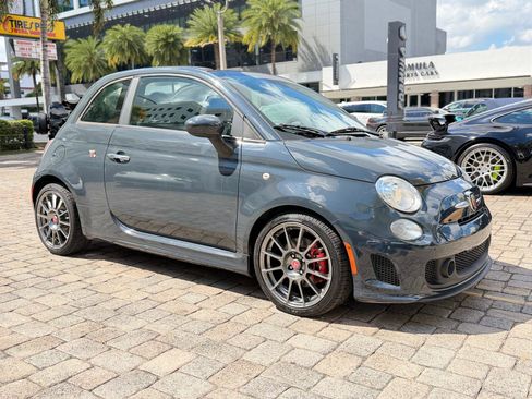 Used 2017 FIAT 500 Abarth w/ Popular Equipment Package image 7