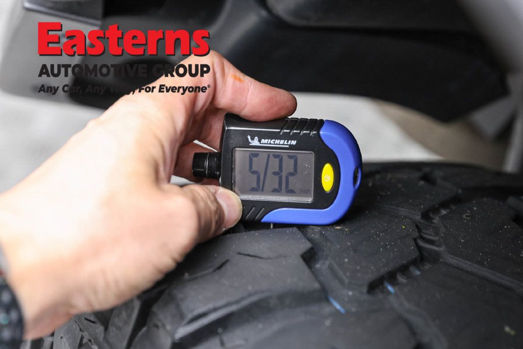 Used 2022 Jeep Wrangler Unlimited Sahara w/ Cold Weather Group AWD/4WD image 31