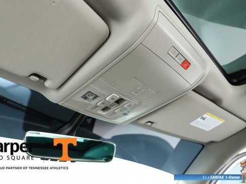 Used 2023 Volkswagen Atlas SE w/ Panoramic Sunroof Package AWD/4WD image 26
