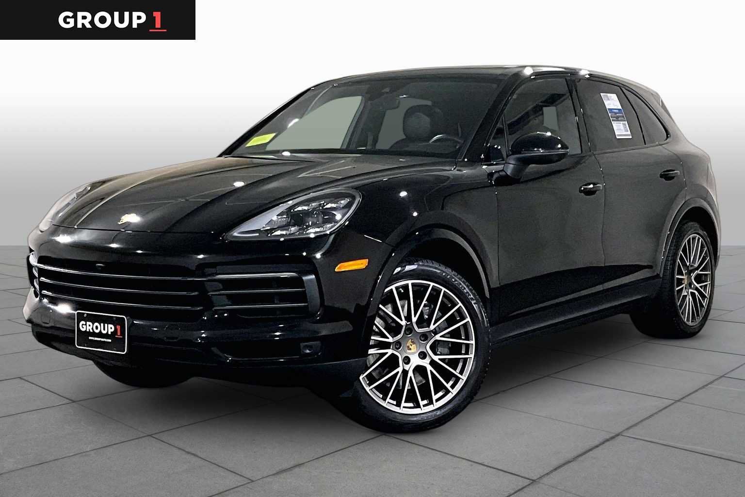 Used 2023 Porsche Cayenne S Platinum AWD/4WD image 1