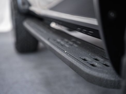 Used 2025 Ford F150 Raptor image 22