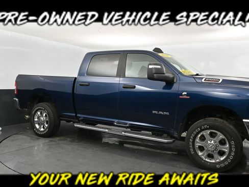 Used 2024 RAM 2500 Big Horn AWD/4WD image 1