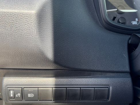 Used 2025 Toyota Corolla LE image 26