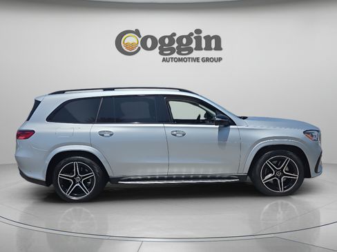 Certified 2026 Mercedes-Benz GLS 450 4MATIC image 6